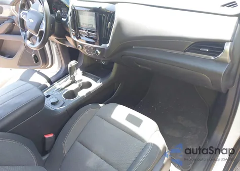 2018 Chevrolet Traverse Ls z USA, uszkodzony, nr VIN 1GNEVFKW9JJ284484